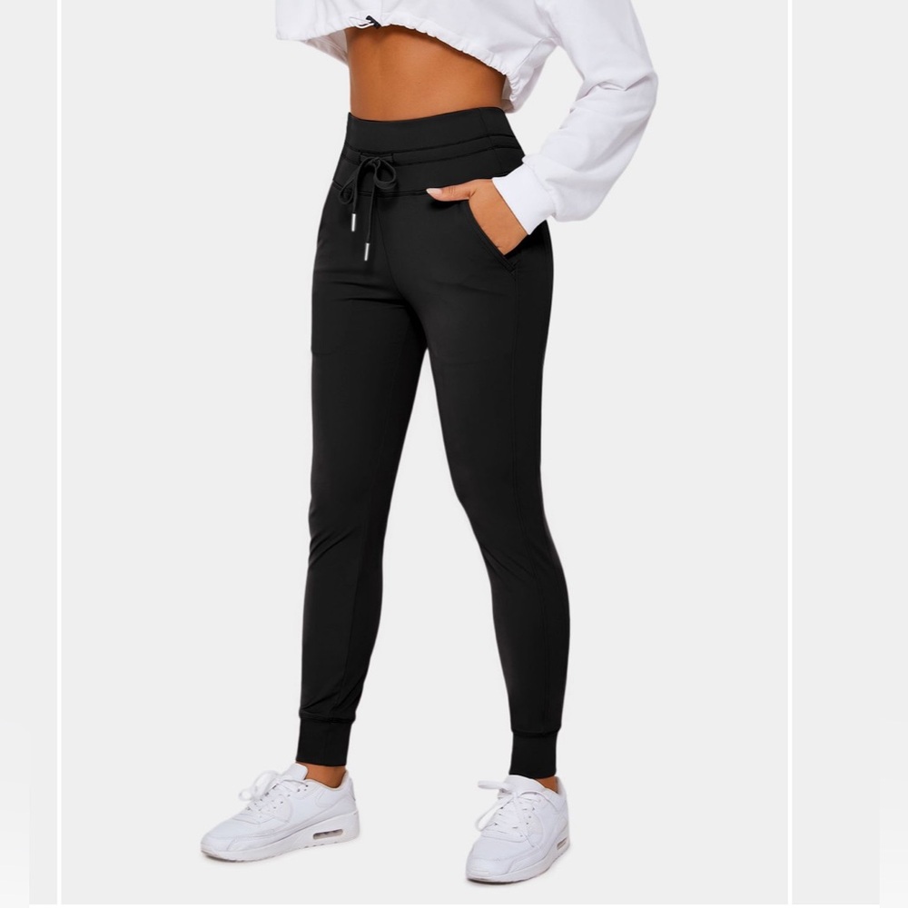Halara joggers